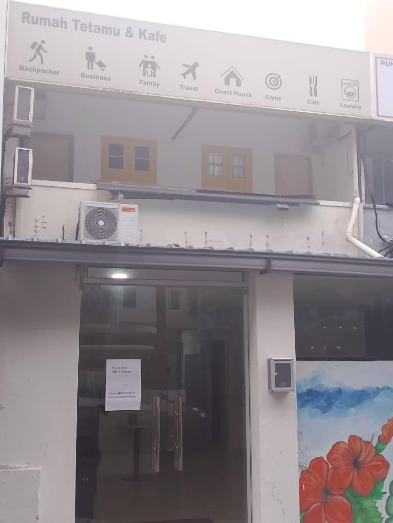Rumah Tetamu & Cafe Куала Лумпур Екстериор снимка